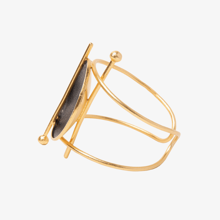 Umbra Cuff