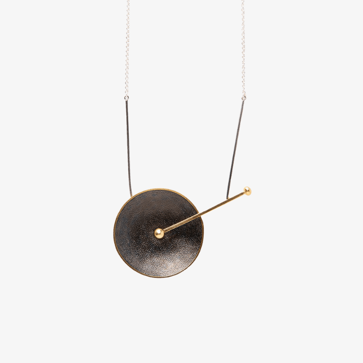 Umbra Neckpiece